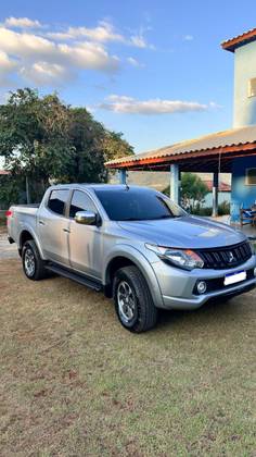 MITSUBISHI L200 TRITON 2.4 16V TURBO DIESEL SPORT HPE TOP CD 4P 4X4 AUTOMÁTICO